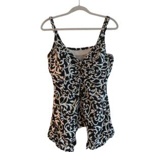 MIRACLESUIT Black and White Flyaway Swim Tankini in Love Scroll Knot - Size US 8